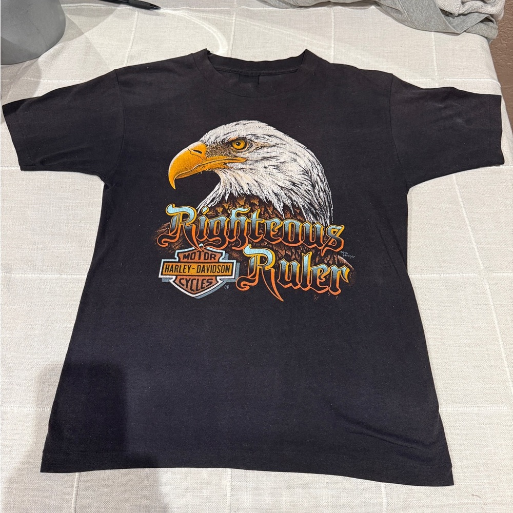 Vintage Harley-Davidson T-Shirt “Righteous Ruler” “ Honolulu, Hawaii”